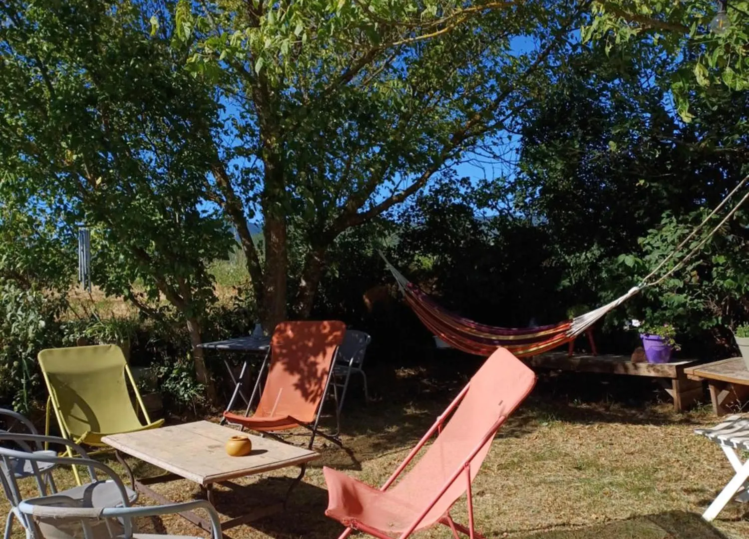 Chambre Dans Ferme Provencale Ongles Bed & Breakfast